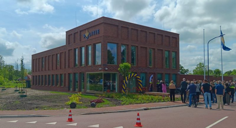 Met helikopter naar opening politiebureau Winsum